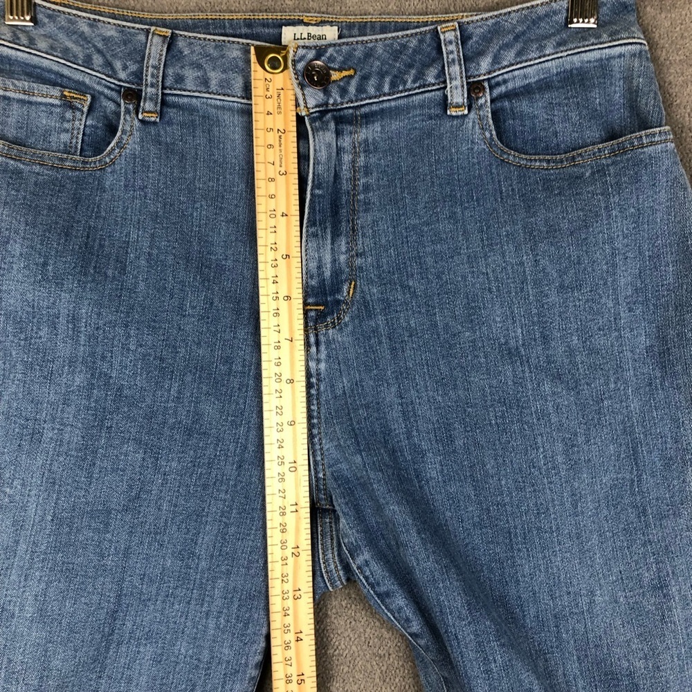 LL Bean Women’s Blue Denim Stretch Classic Fit Straight Leg jeans size 12R - Picture 7 of 8